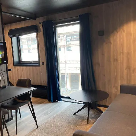 Arctic Sea Hotel