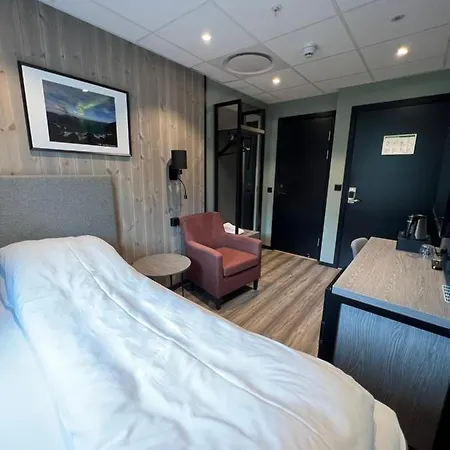 Arctic Sea Hotel