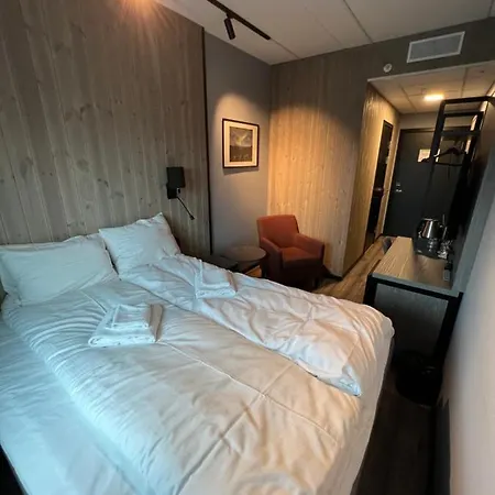 Hotel Arctic Sea *