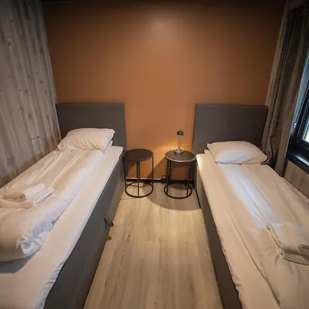 Hotel Arctic Sea *