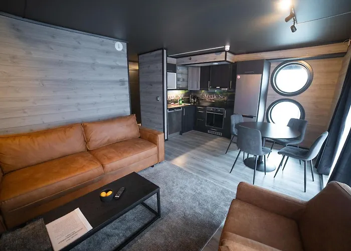 Arctic Sea Hotel