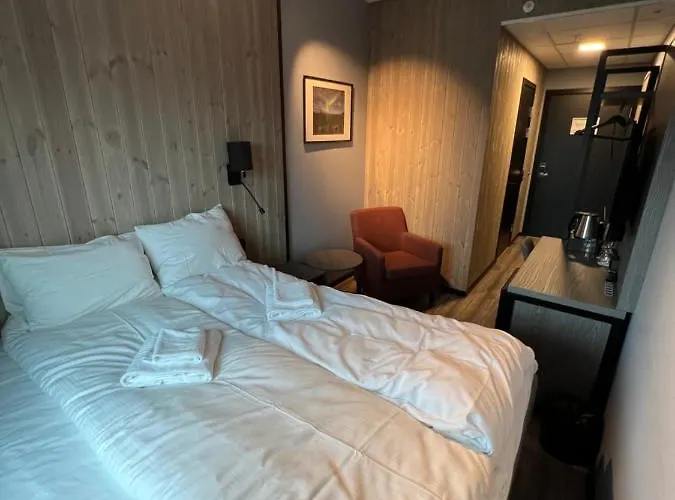 Hotel Arctic Sea *